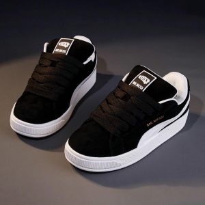 Trendy Women's Sneakers